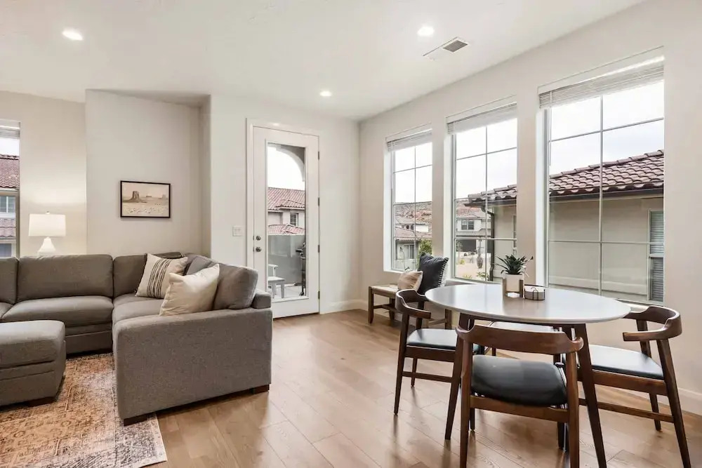Red Rock Adventures 4 Bedroom Townhouse