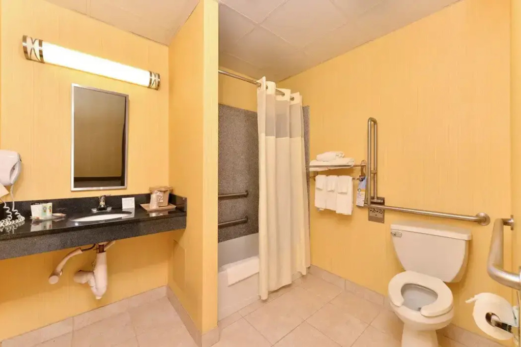 Quality Suites Stratford