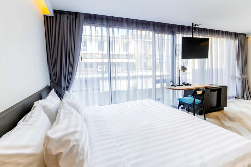Seekers Finders Rama IV Hotel SureStay Collection by BW