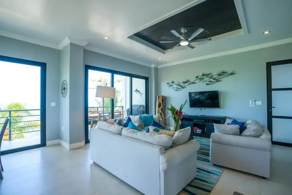 Oceanfront Sunset Gecko Condo - Second Floor 2B