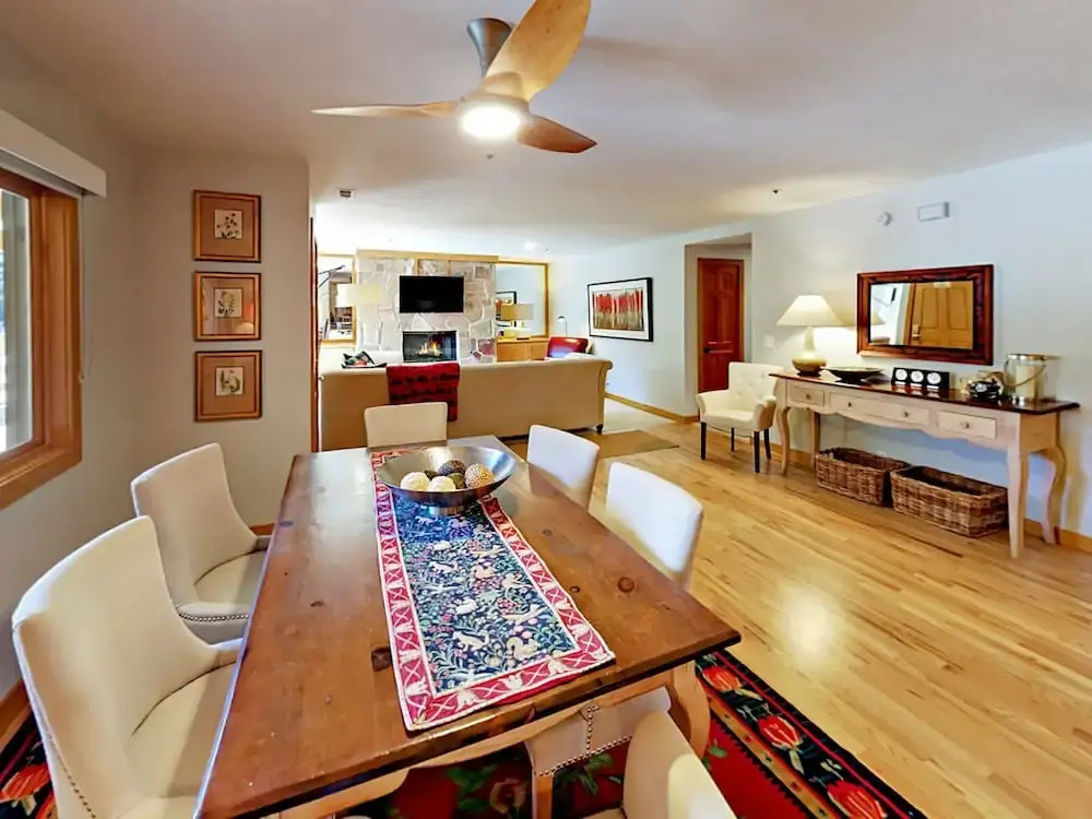 1585 Empire Avenue Condo Unit 303