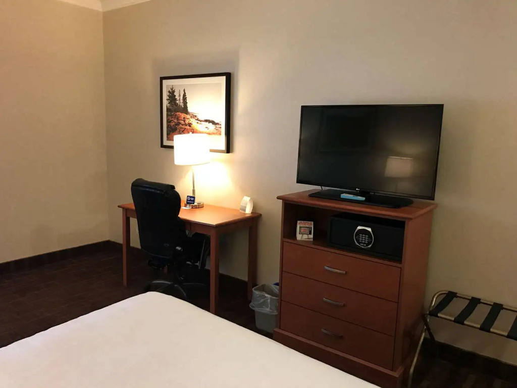 Best Western Thunder Bay Crossroads
