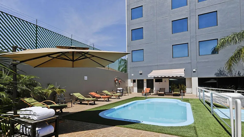 Holiday Inn