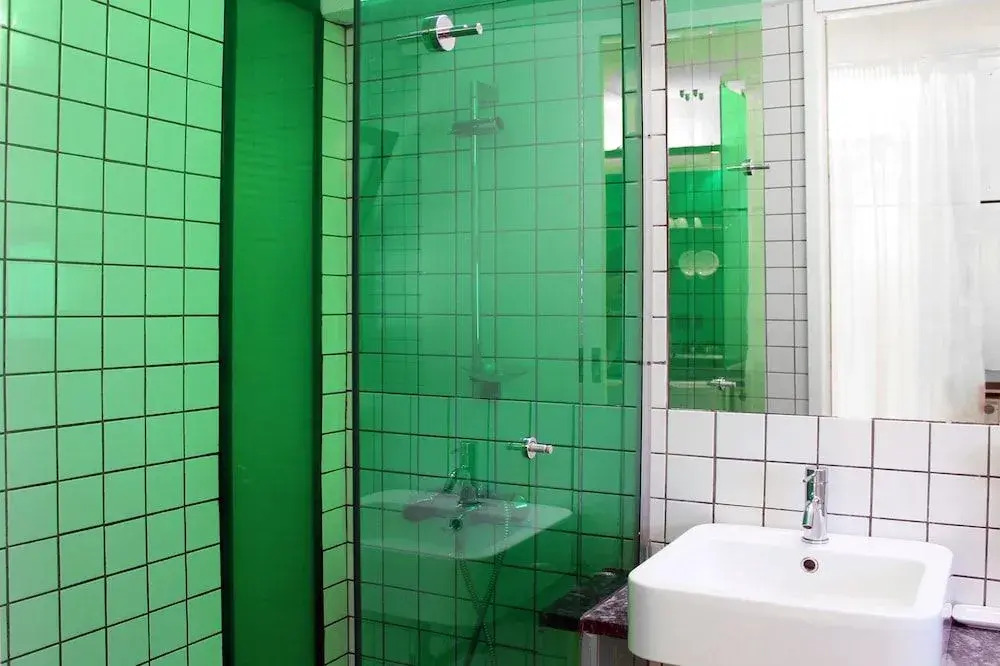 Despotiko Apartment Hotel & Suites
