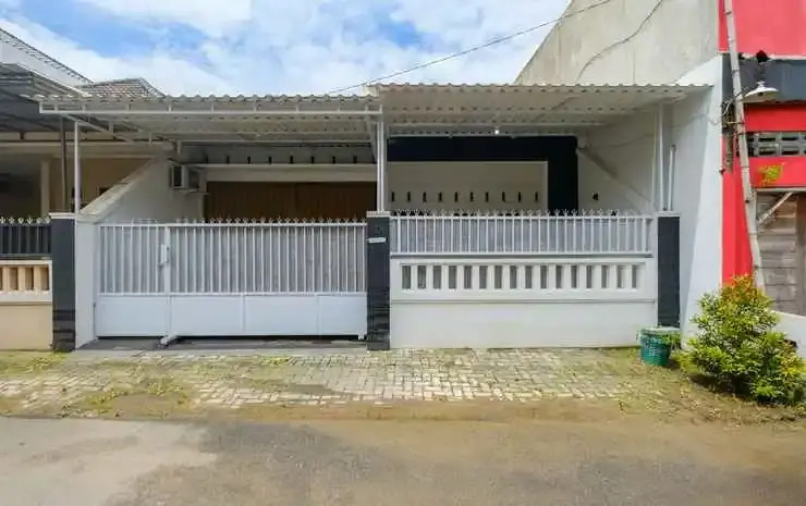 Rumah Putih Jogja Guest House