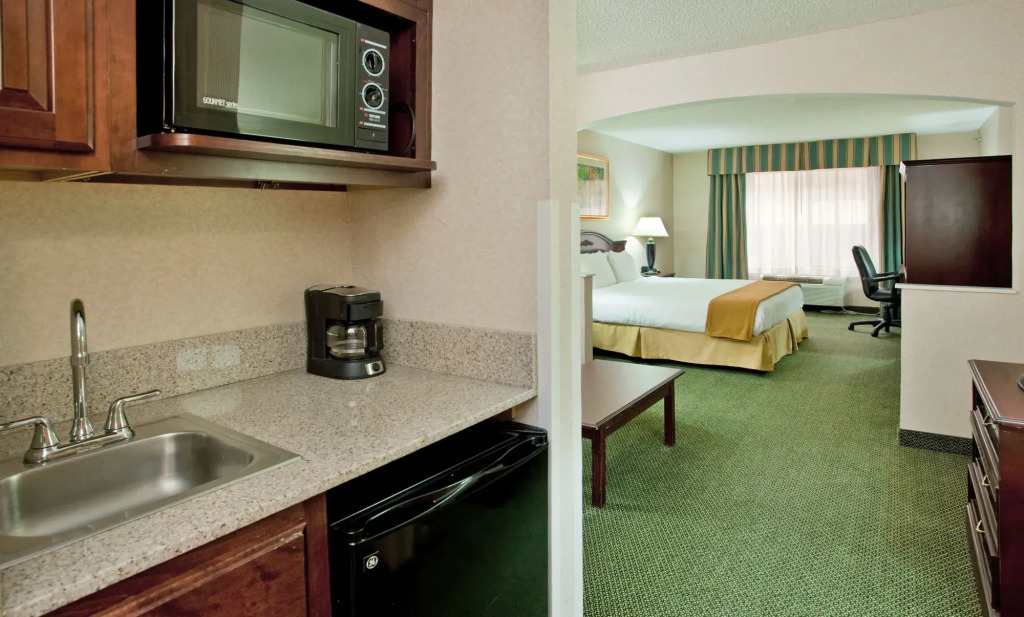 Holiday Inn Express & Suites OFallon-Shiloh by IHG