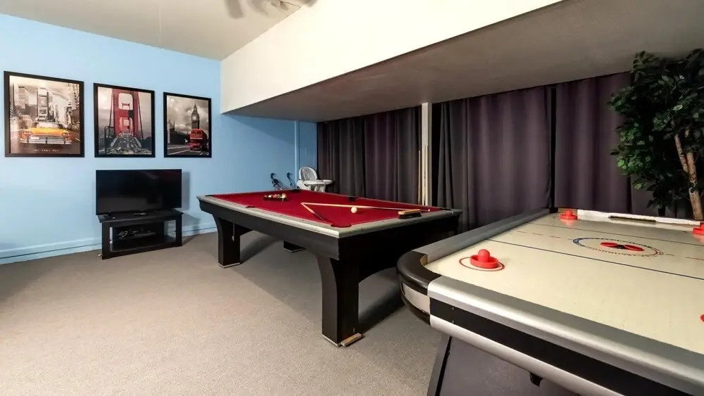 6BD Villa w Pool SPA Near Disney Resort Water Park