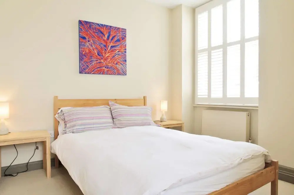 The London Agent - Hurlingham Mansion Flat SW6