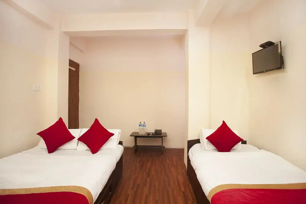 OYO 349 Hotel Classio Inn