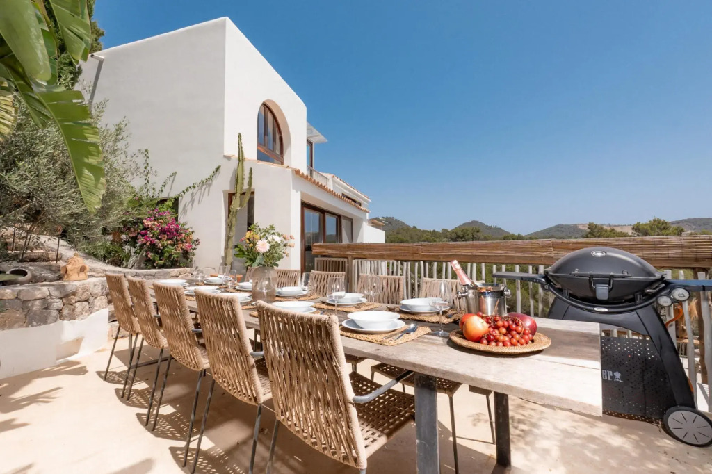 Can Furnet in Ibiza With 4 Bedrooms and 8 Bathrooms