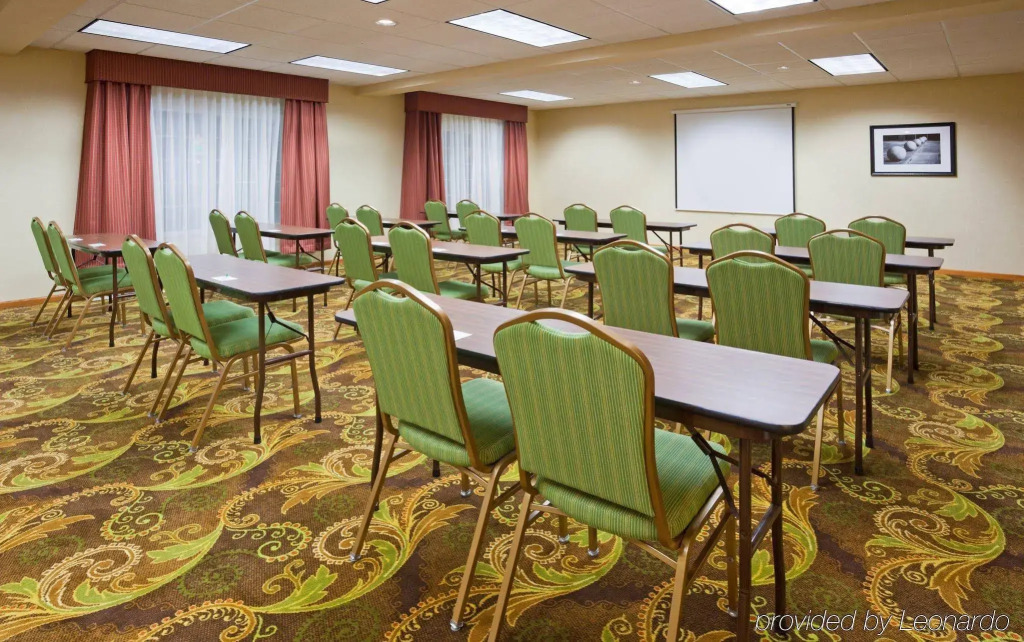 Country Inn & Suites by Radisson, Albert Lea - Austin