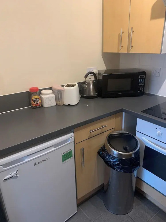 Luxury Stay With Sauna, Gym, and Pool in Leicester