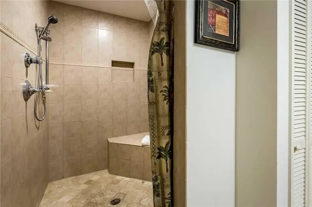 Bella Lago 123 - Two Bedroom Condo