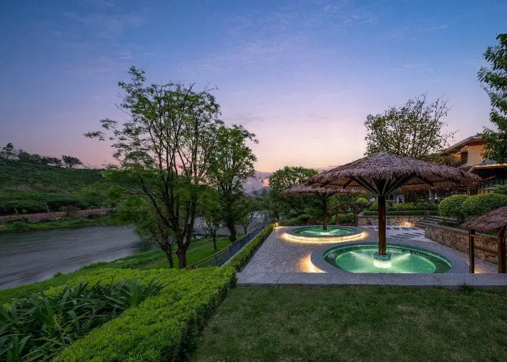 Holiday Inn Express Emei Mountain
