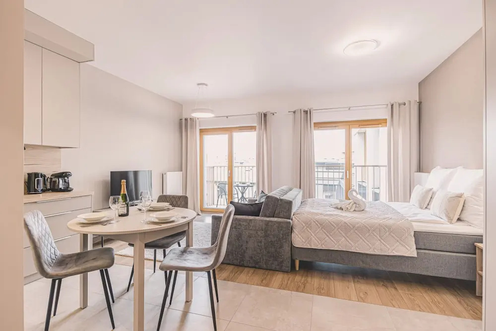 Nowoczesne Studio Tranquilo Centrum Balkon