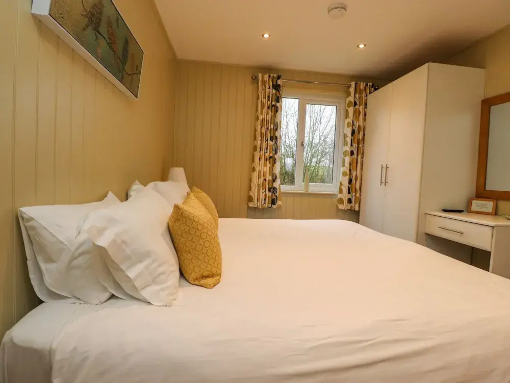 Oak Lodge