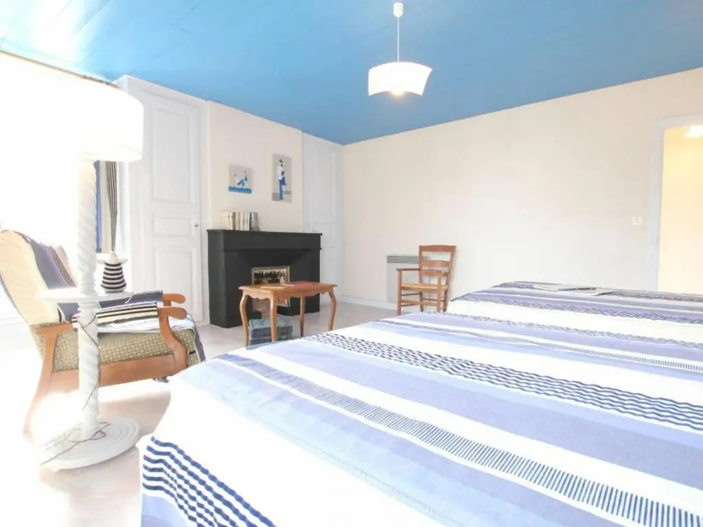 Maison indépendante avec terrasse et jardin clos à Yssingeaux, proche loisirs et commerces - FR-1-582-144