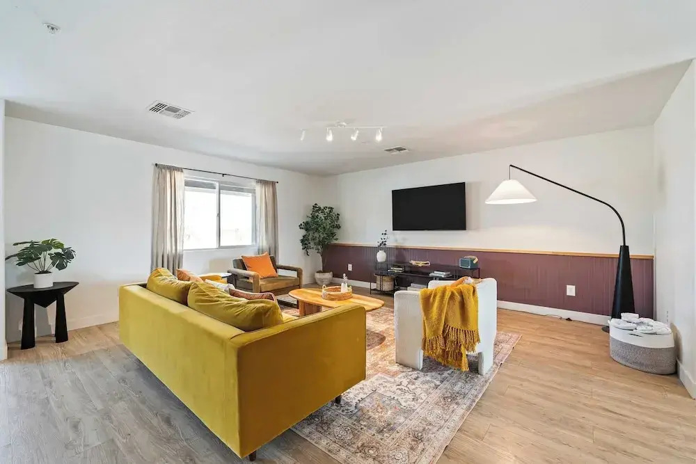 Sunflower Ranch 1mi From JT New Pool + Game Room