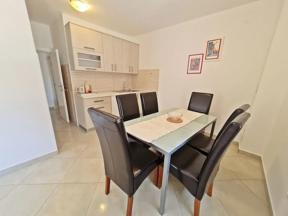 Apartments Josip