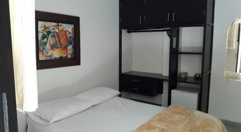 Hotel 999