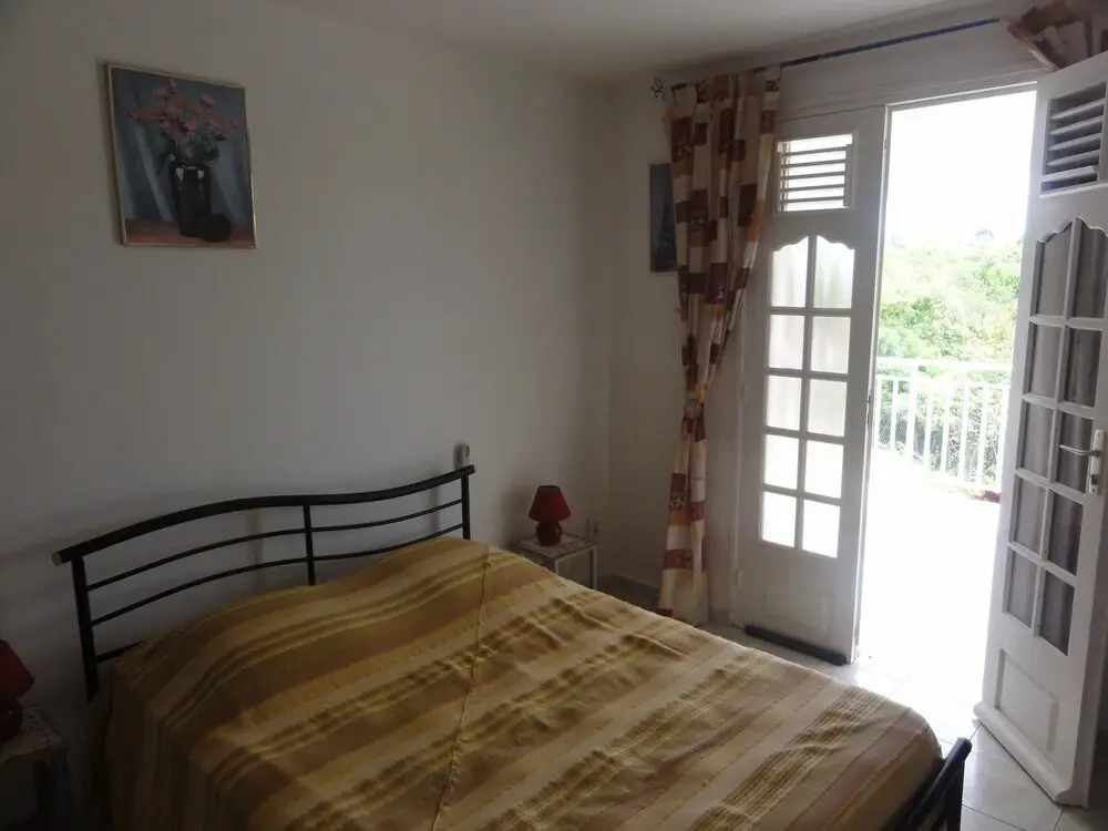 Apartment With one Bedroom in Capesterre de Marie Galante, With Enclos