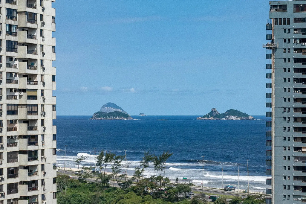 Barra da Tijuca near the beach | AS1602 Z10