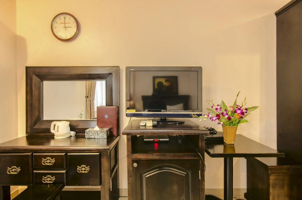 Vien Dong Hotel 2