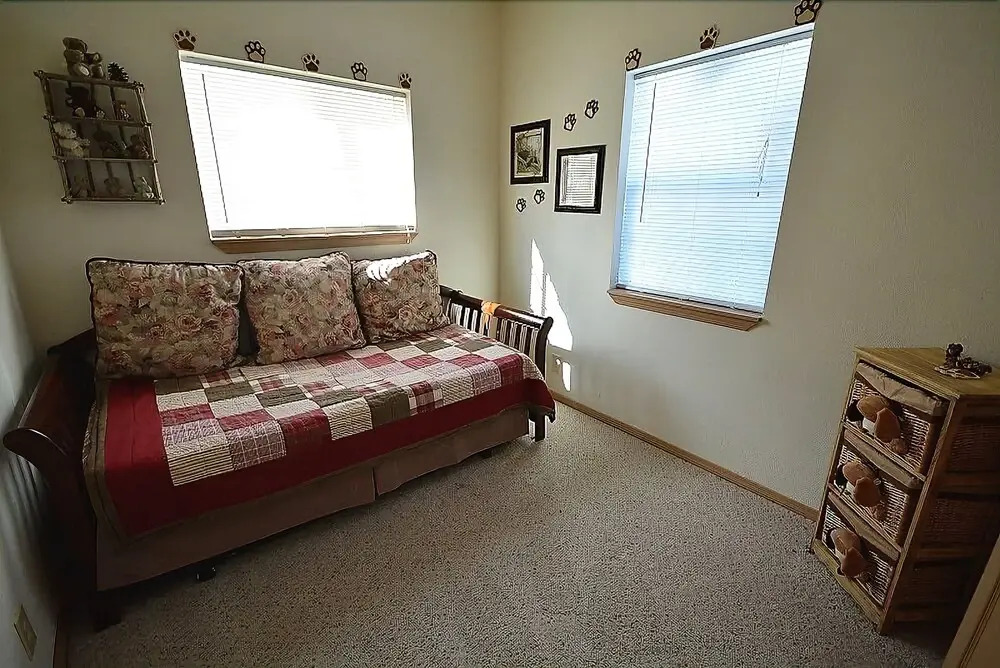 Aviator - Three Bedroom Cabin