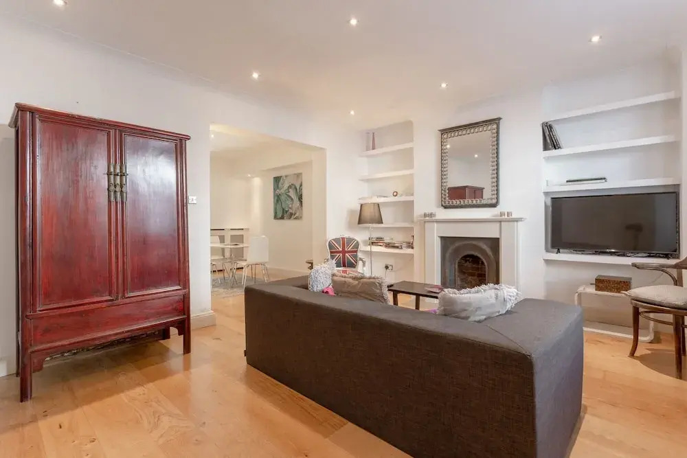 Spacious 1 Bedroom Flat in Fulham
