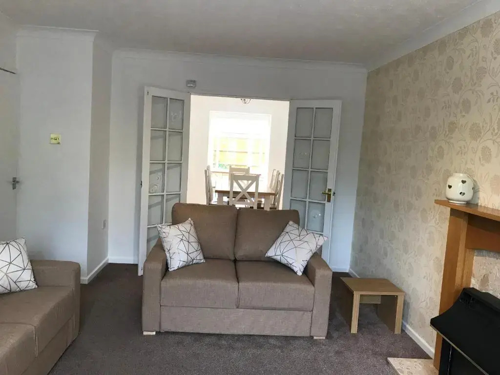 Family contractor friendly 4BR private pa…