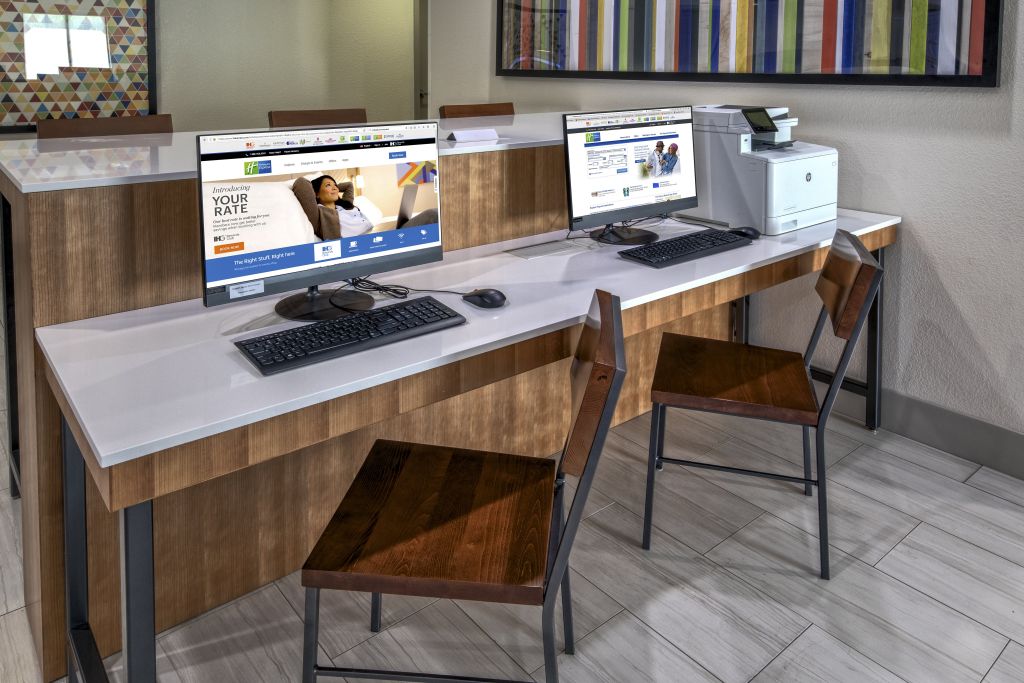 Holiday Inn Express Hotel & Suites Smyrna-Nashville Area by IHG