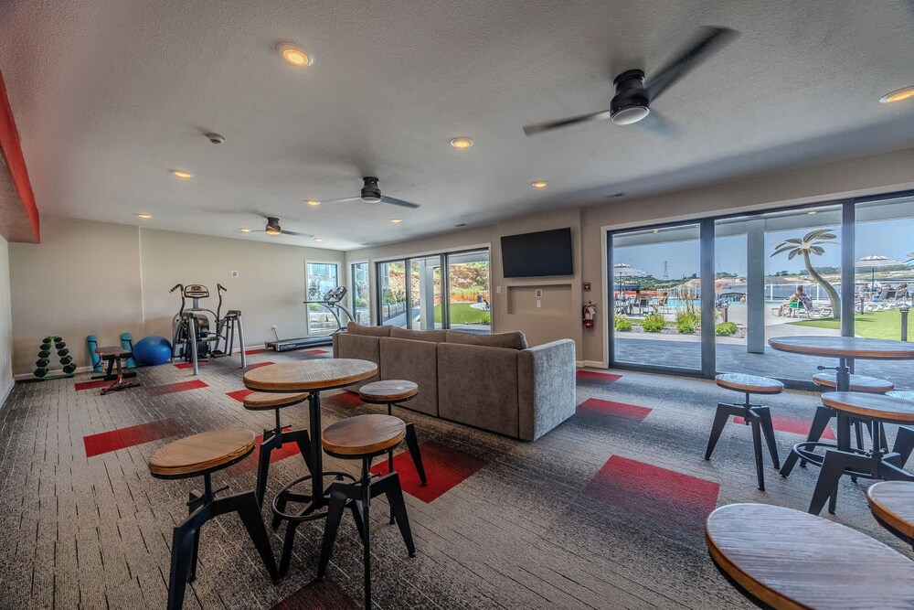 Family Tides Condo for 8