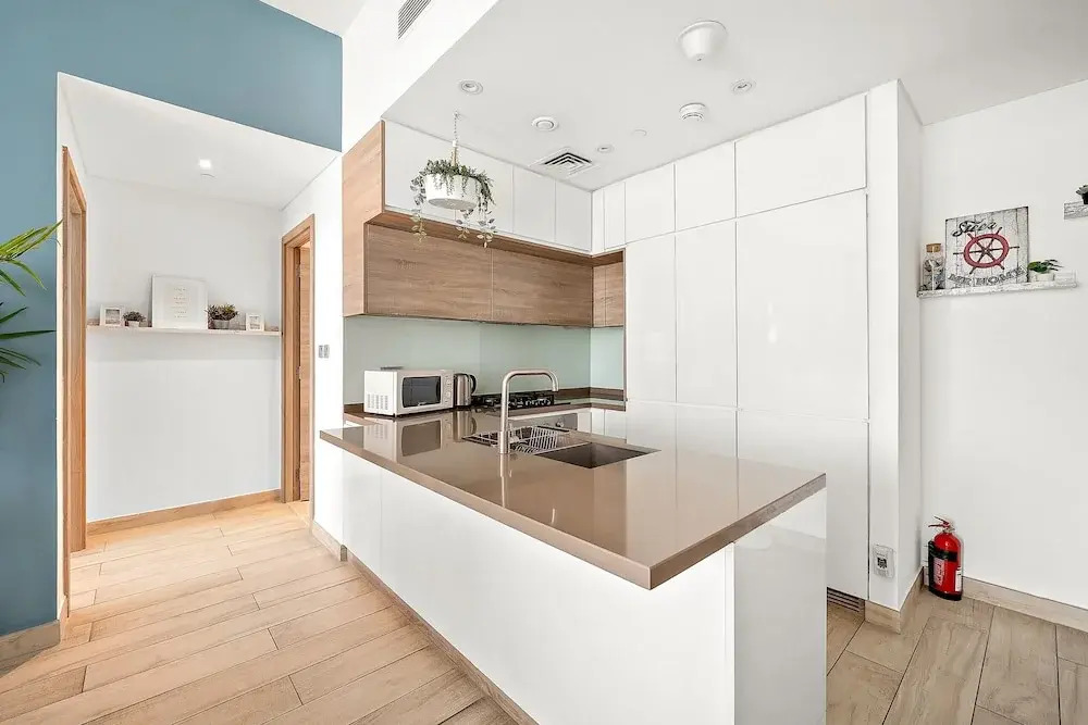 Studio One - 1412 1BD