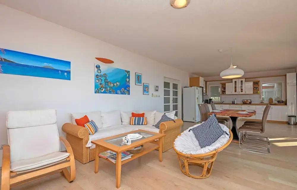 Beautiful Apartment in Podaca With 3 Bedrooms, Wifi and Outdoor Swimming Pool