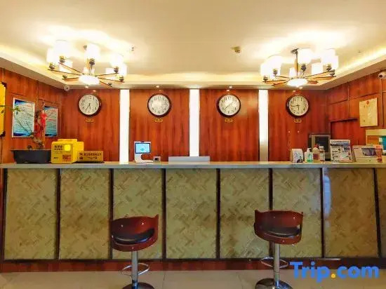 Xinzheng Marriott Business Hotel (Shuanghu Avenue Subway Station)