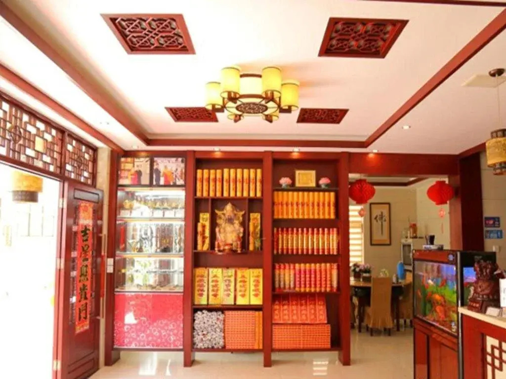 Wanning Holiday Hotel