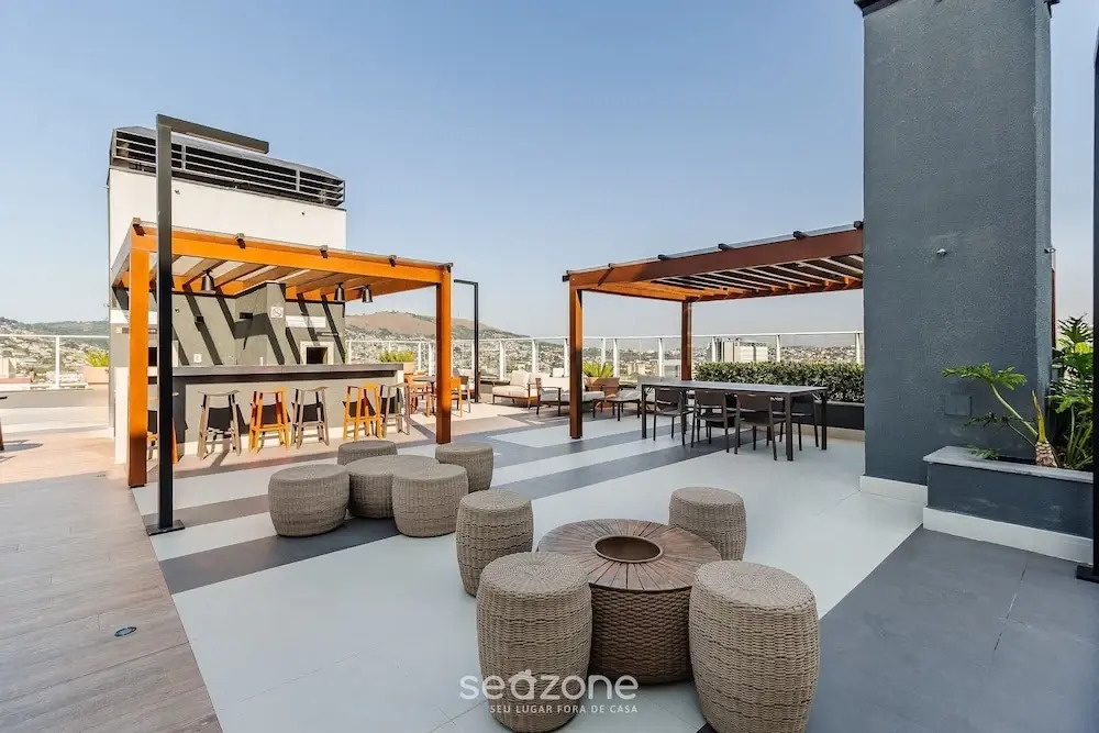 Studio in Building With Pool Con1206