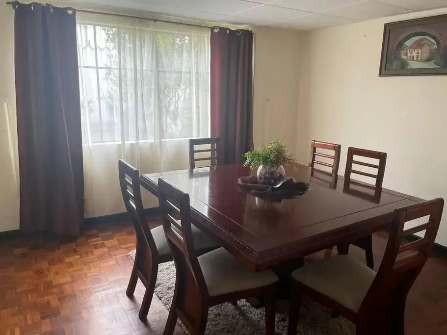 Casa 2 Pisos 100  Funcional En Cuenca Garantizado