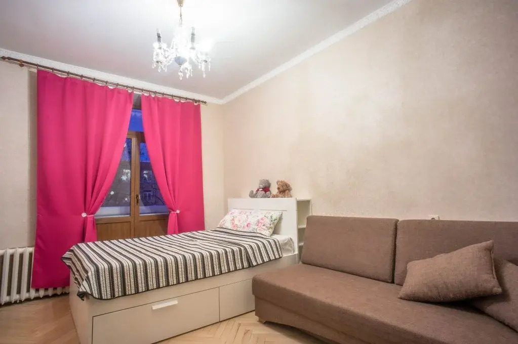 Polyarnikov 7 Apartments