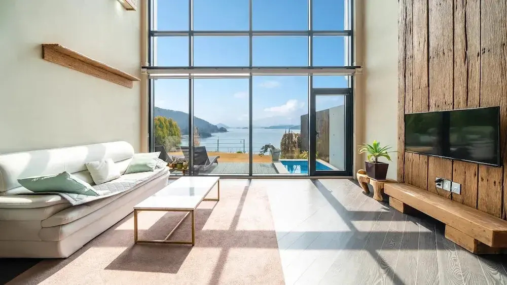Geojedo Raonhiljo pollvilla Pension