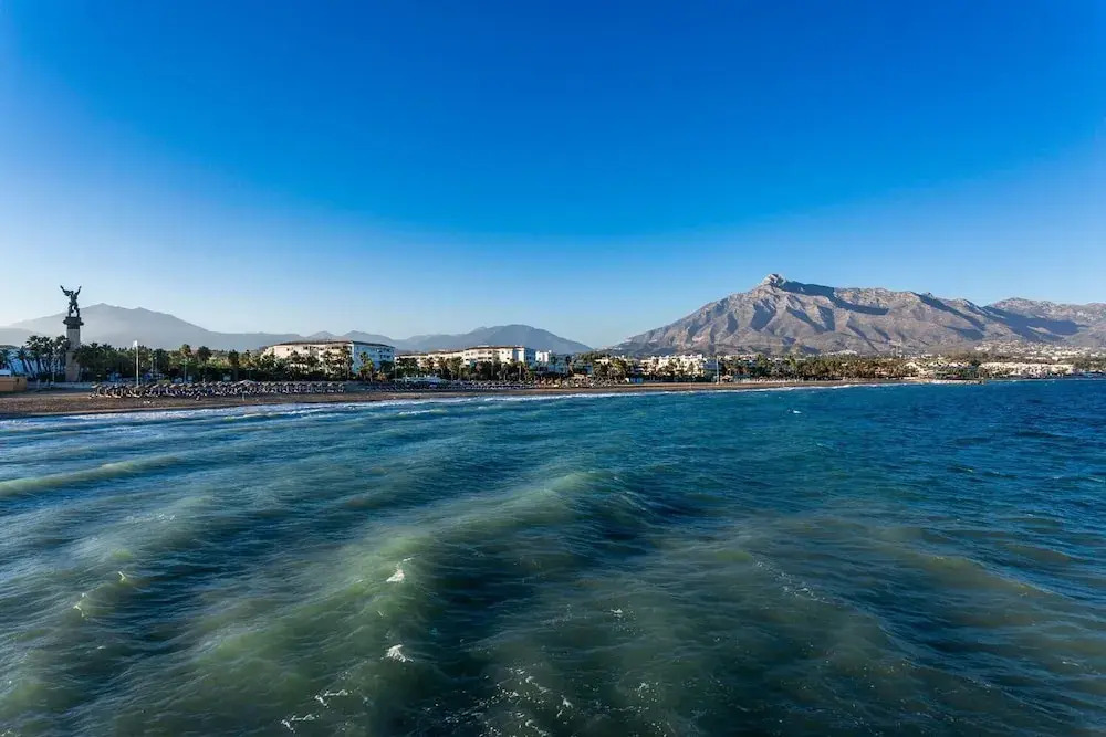 by RIVA - Luxurious, Exclusive 2Bed Apt inside Puerto Banus