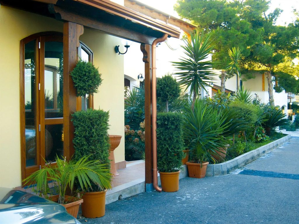Отель Club Bellavista