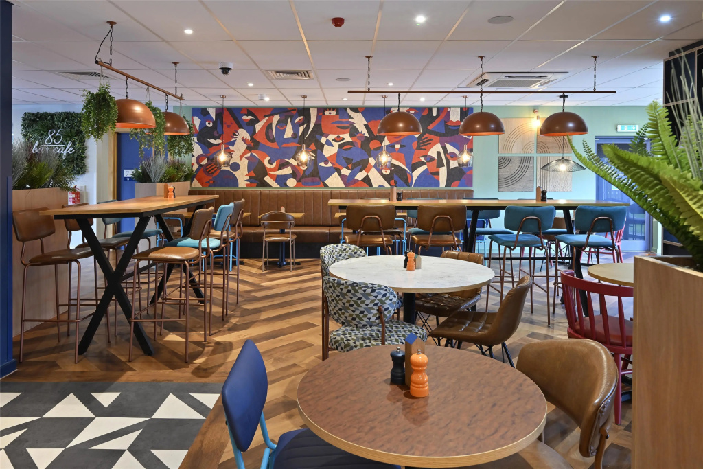 Travelodge Sunbury M3