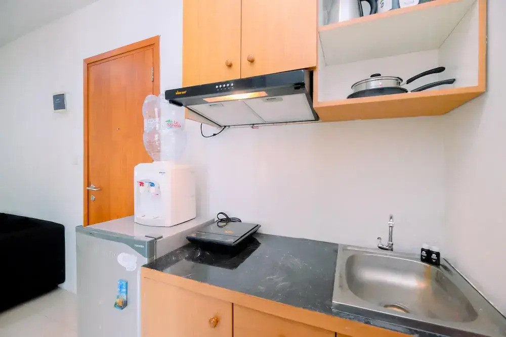Comfort And Homey 2Br At Titanium Square Apartment