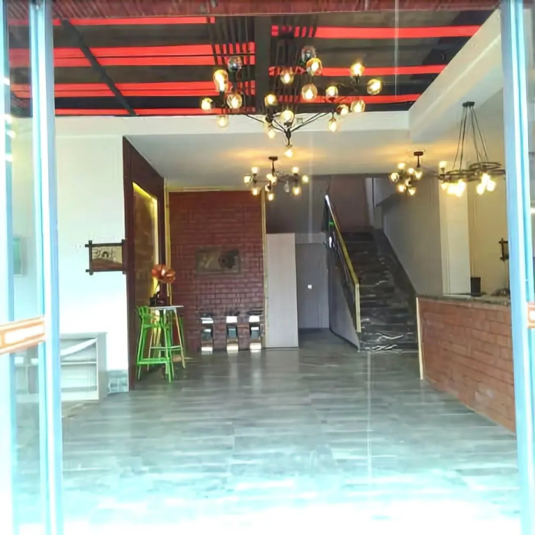 Zhaxi Zhuomu Hotel