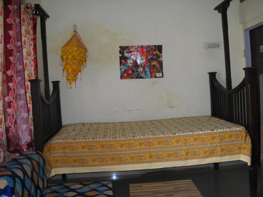 Nadya Homestay For Female & family