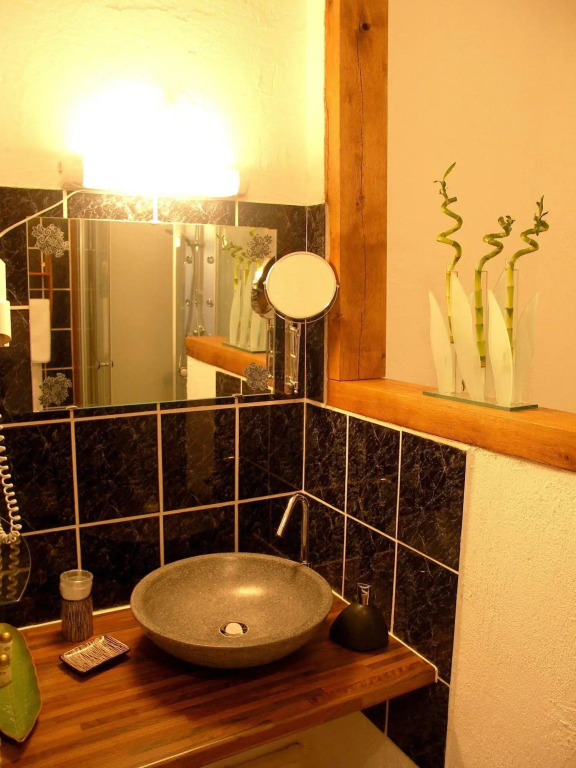 Relais Saint Louis, Logis