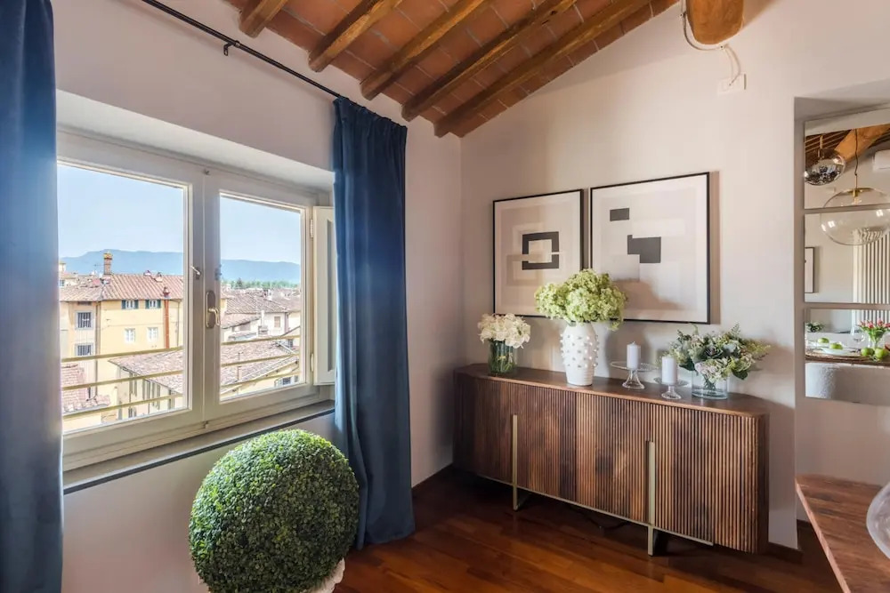 De Nobili Penthouse in Lucca