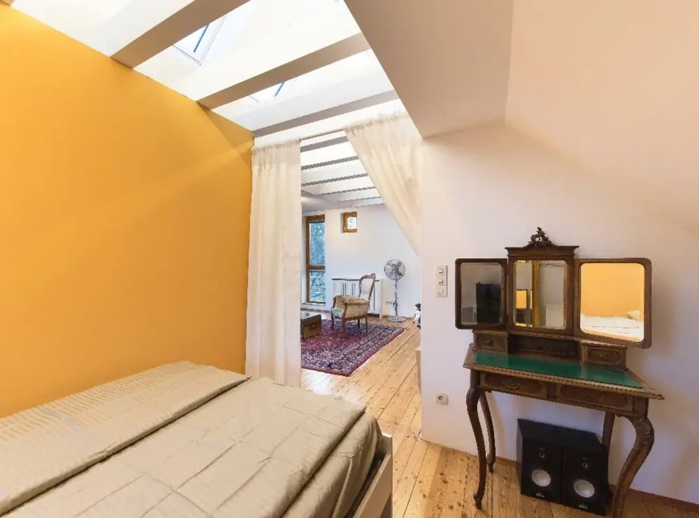 Cosy Gallery