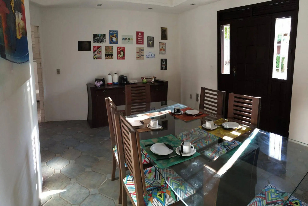 Get Up Hostel